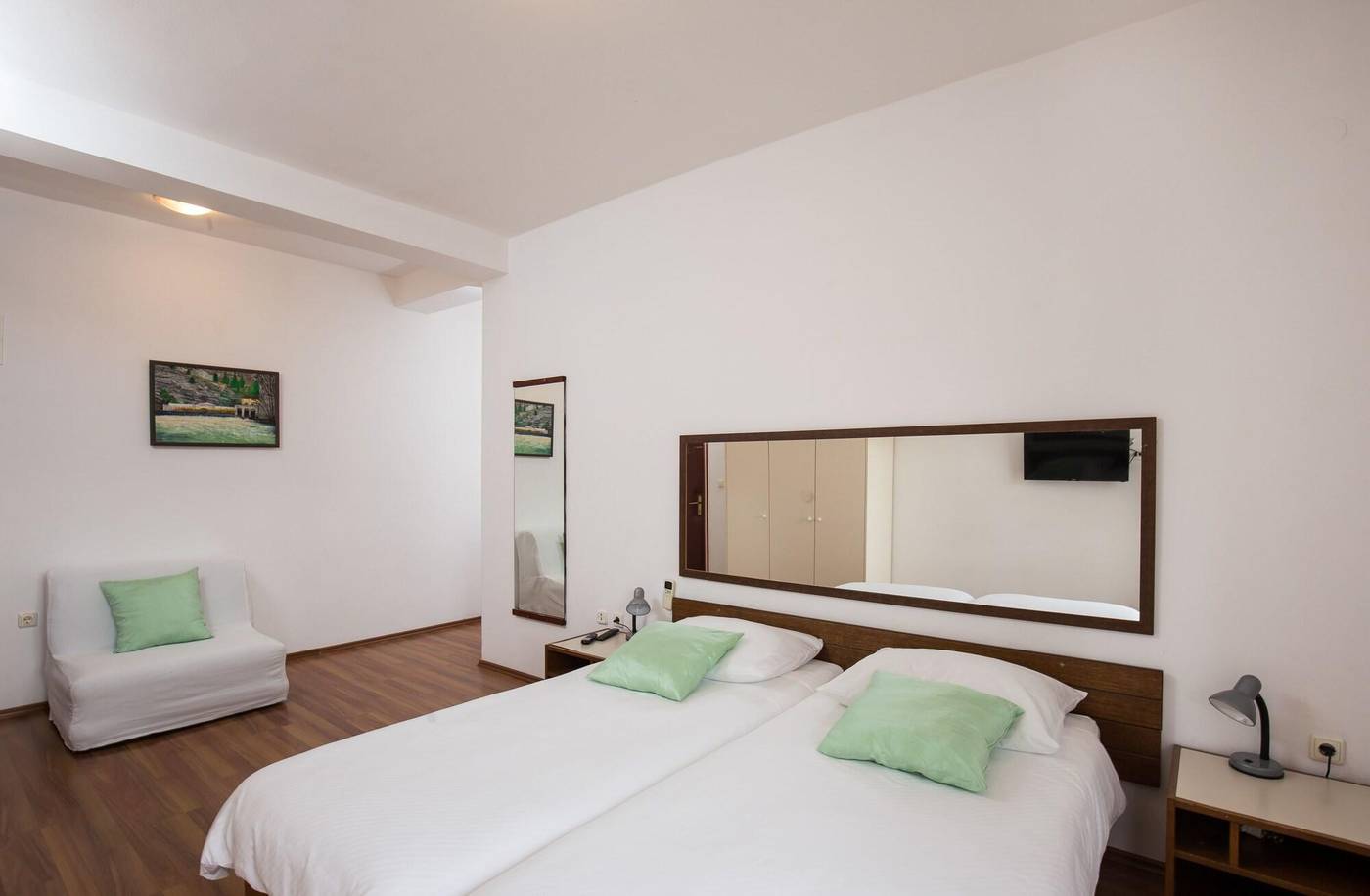 Villa-Konalic-Room-12