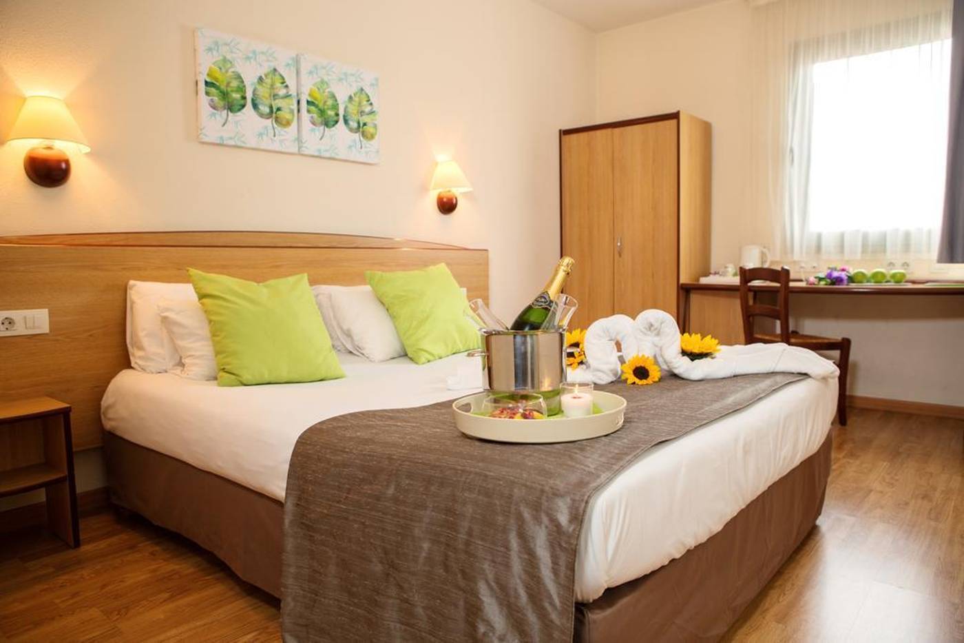 Campanile-Elche-Room-9