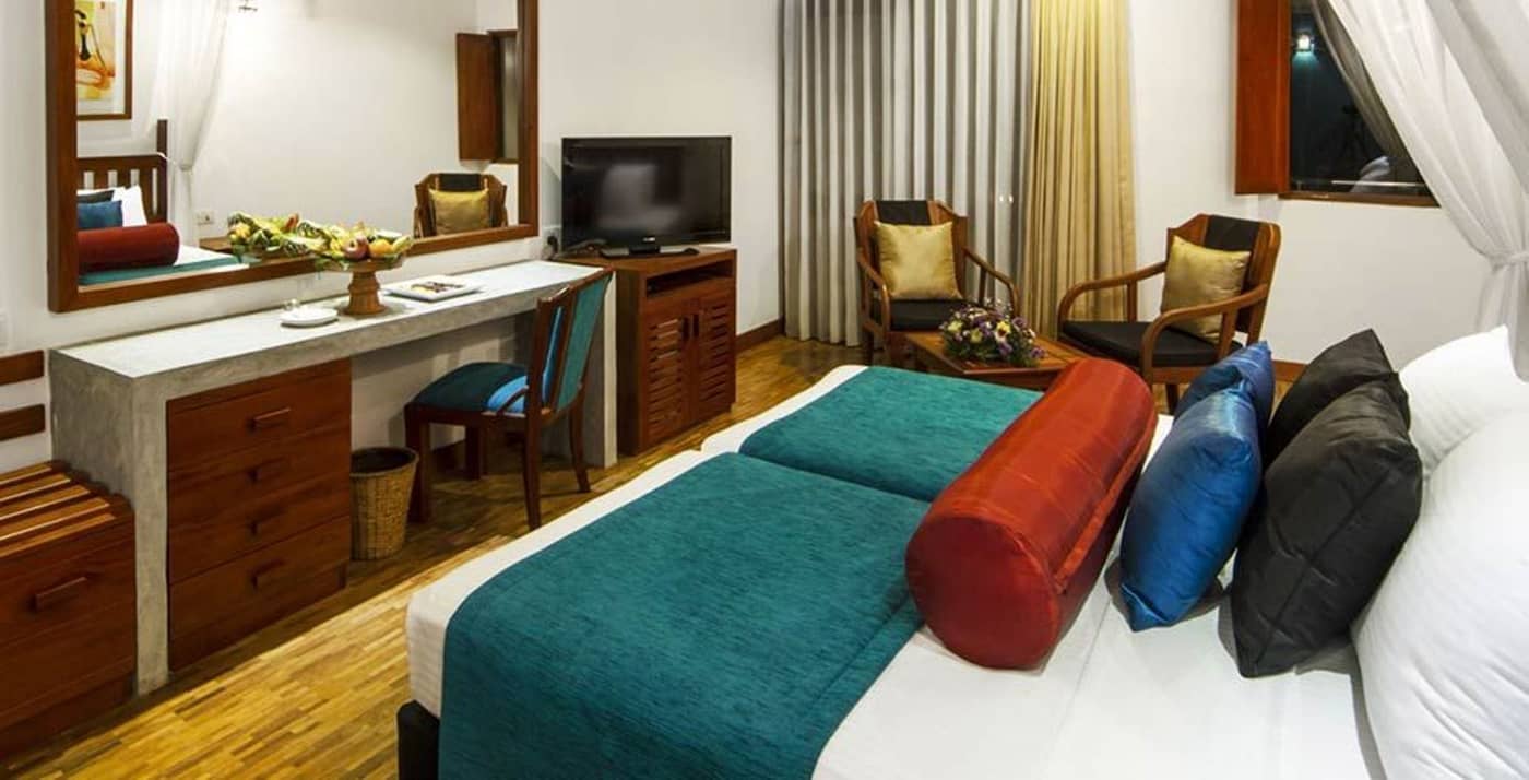 Tangerine-Beach-Room-2