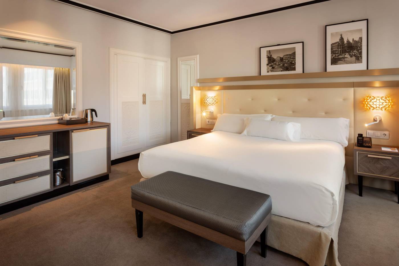 Melia-Castilla-Room-34