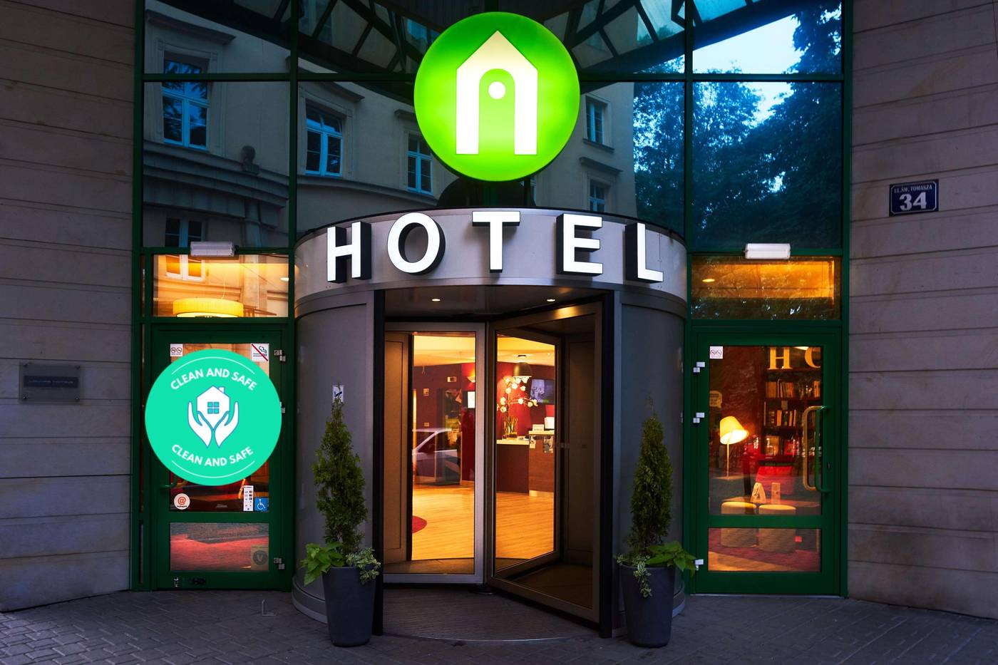 Campanile-Krakow-Old-Town-General-view-1