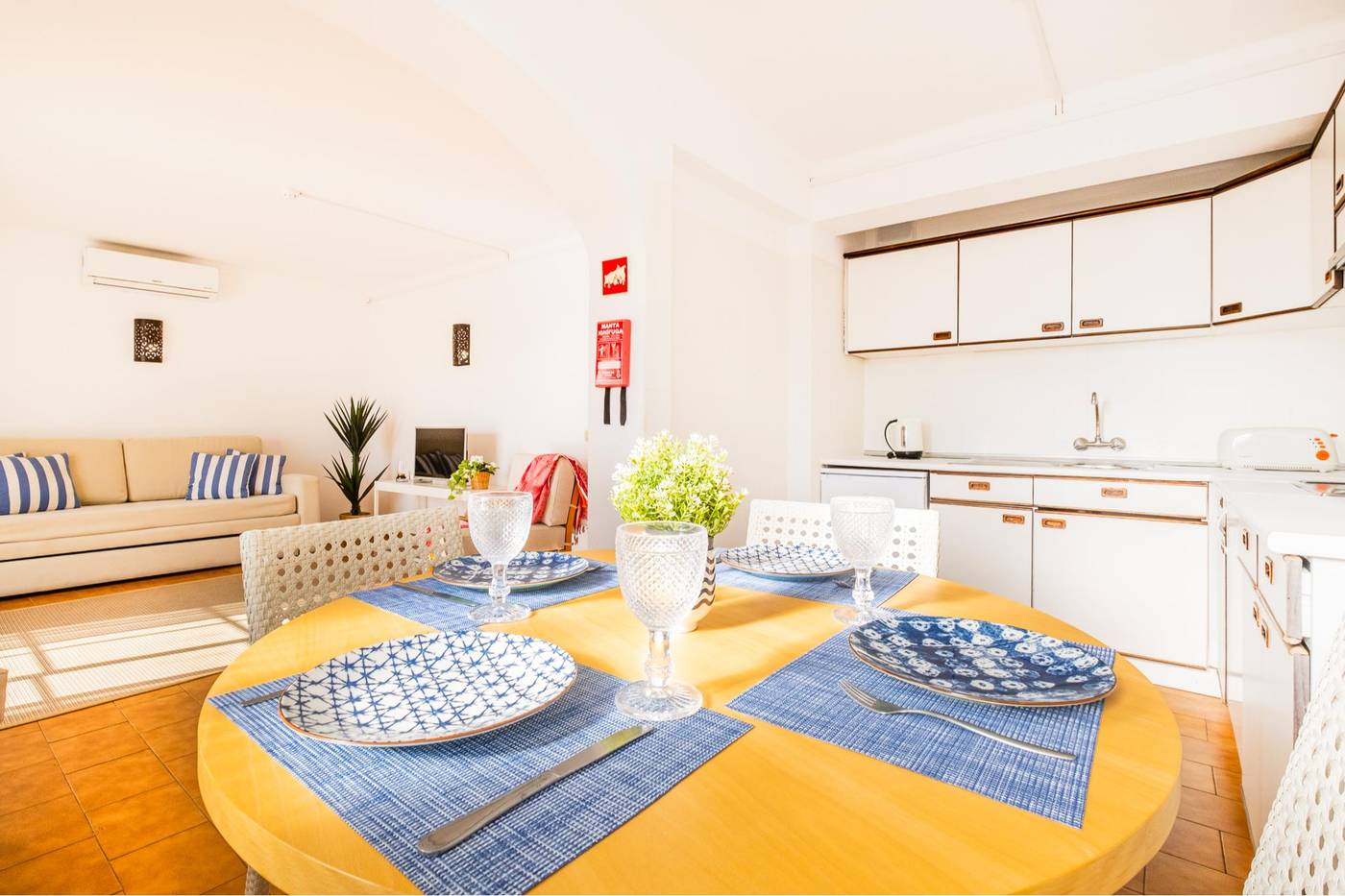 Novochoro-Apartments-Room-48