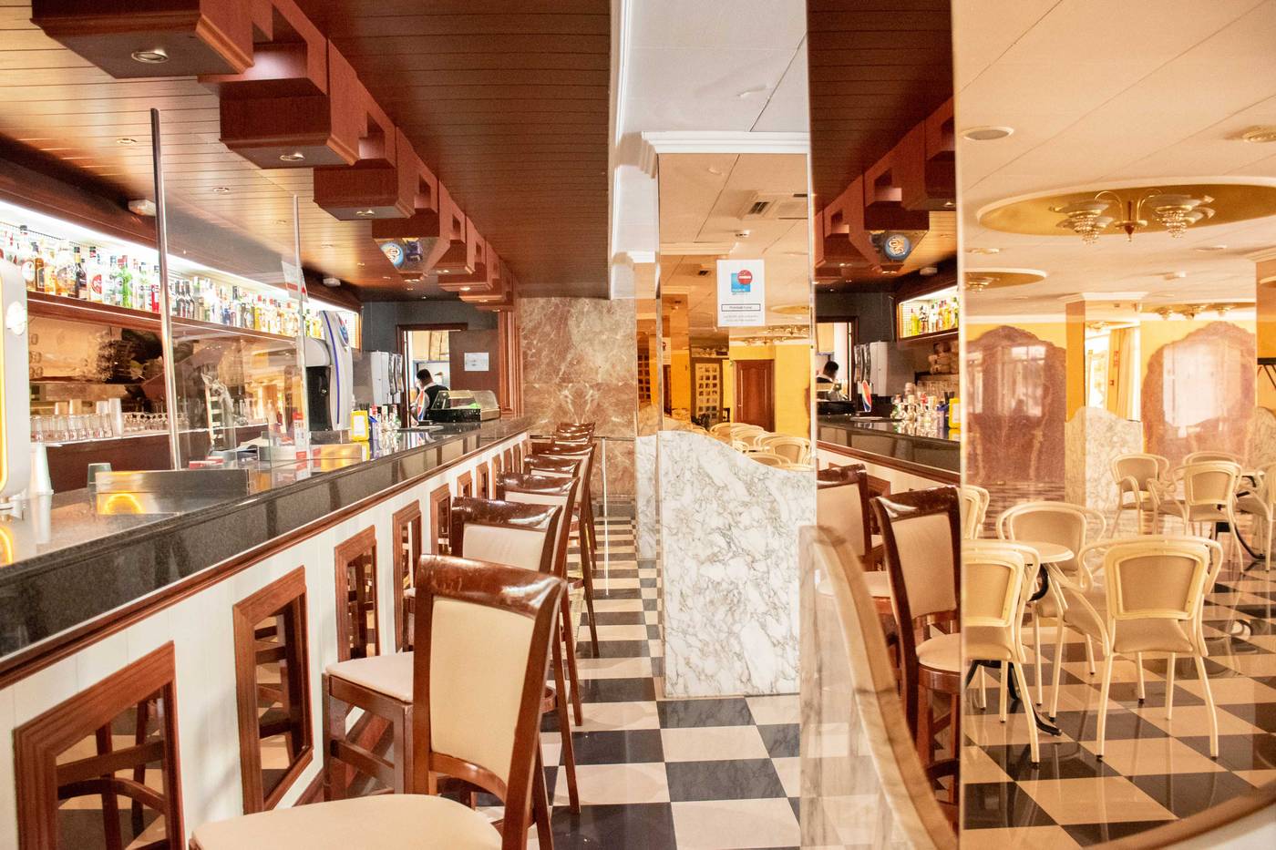 Santa-Monica-Playa-Bar-19