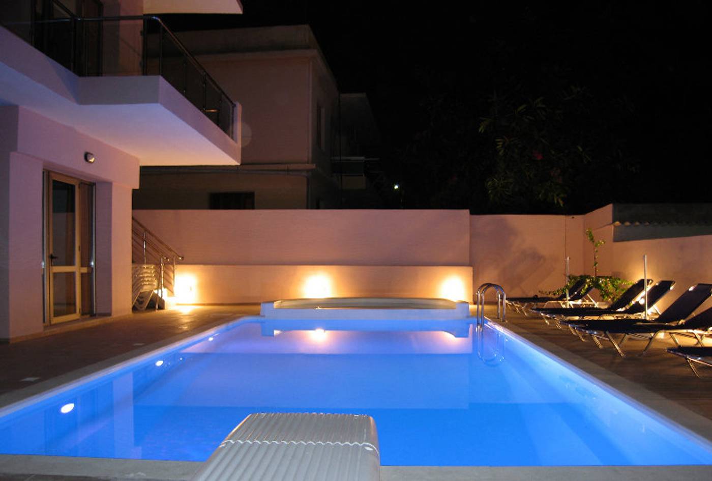 Blue-Sky-Pool-5