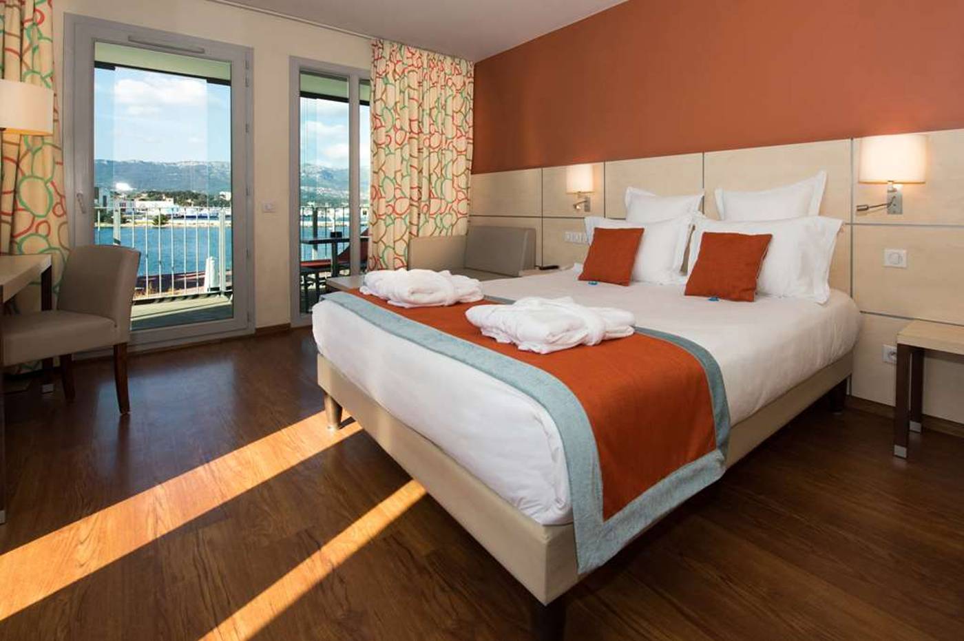 Mercure Toulon Seyne-Sur-Mer-France-La Seyne-Sur-Mer-General view-3