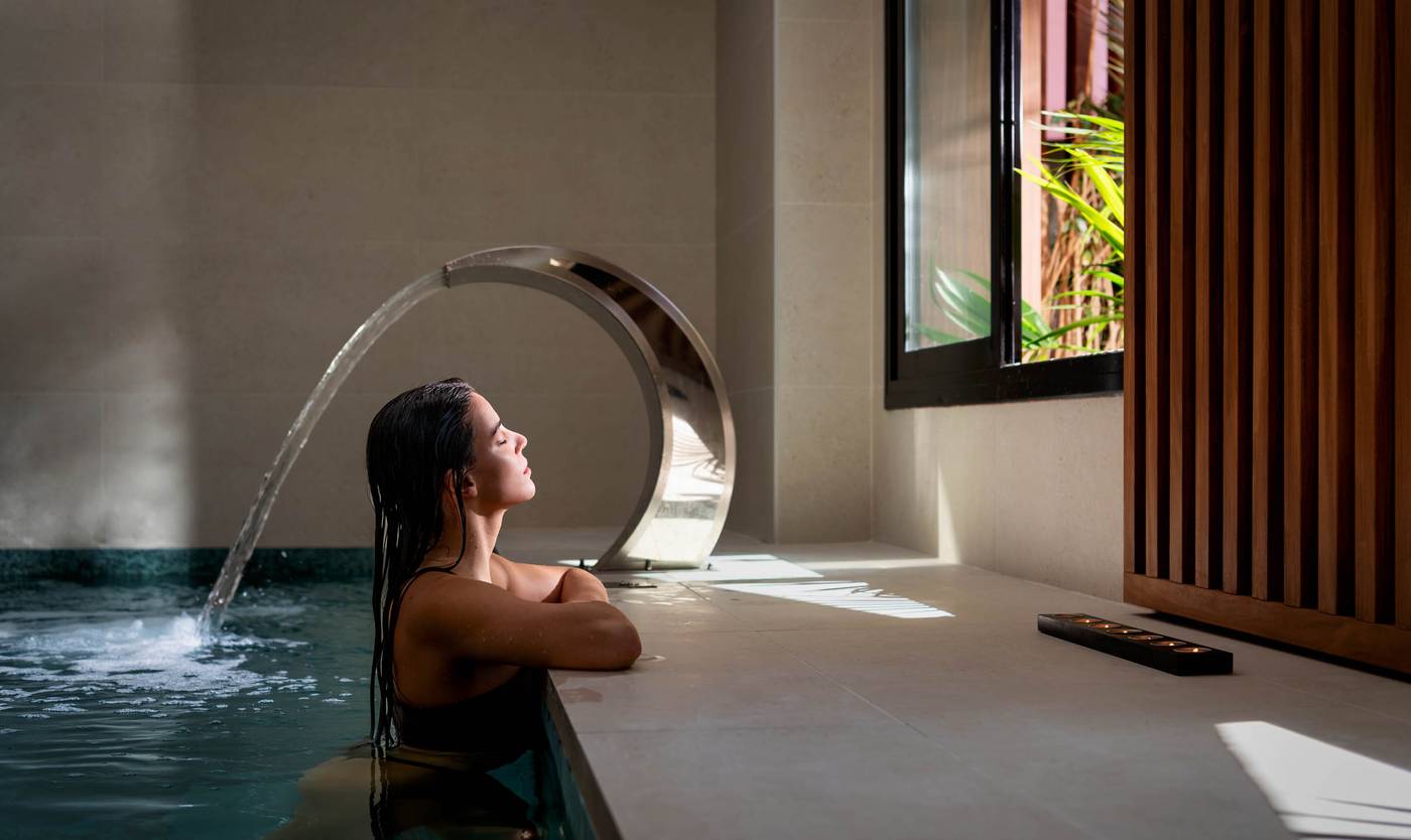 Aqua-Hotel-Montagut-Suites-Sports-and-Entertainment-69