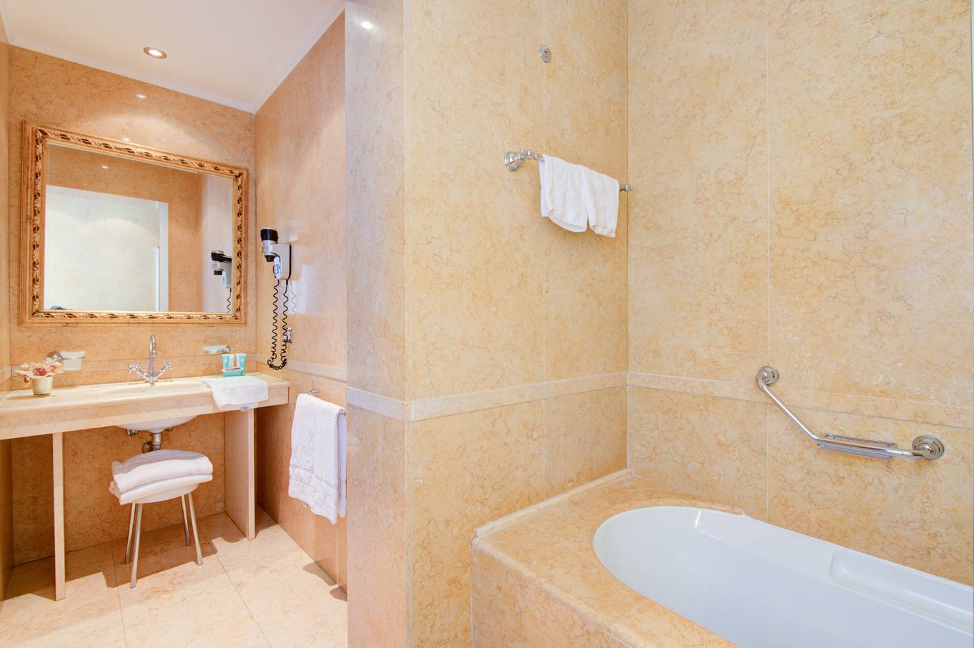 Al-Duca-Venezia-Room-41