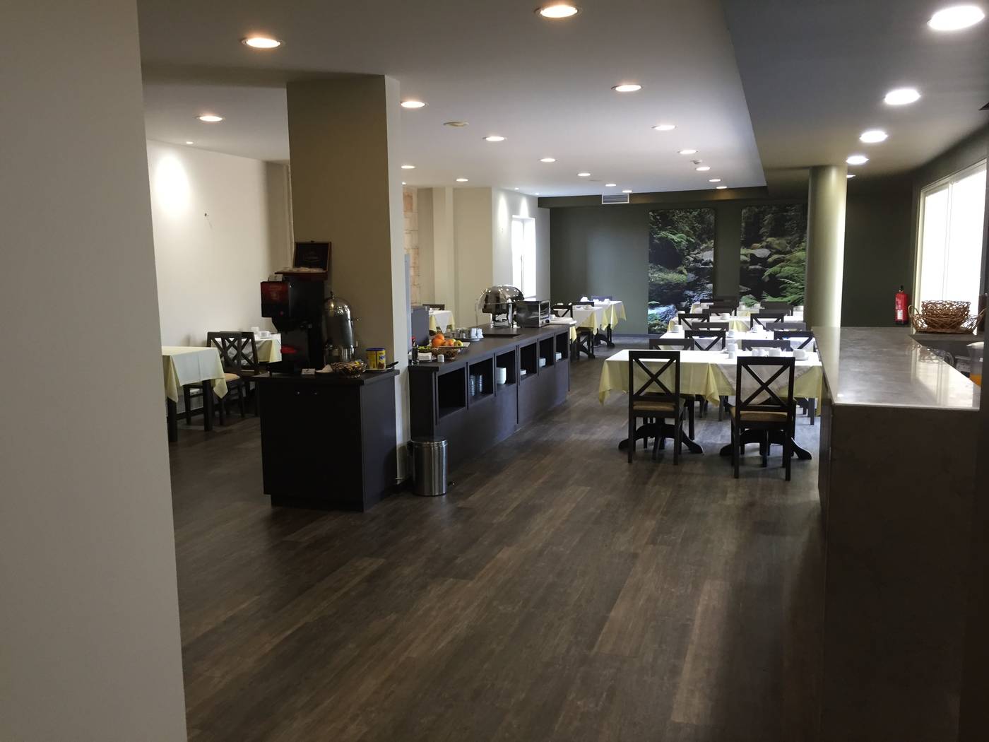 Euro-Moniz-Restaurant-21