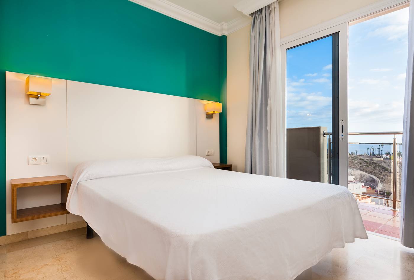 Panoramica-Heights-Room-10