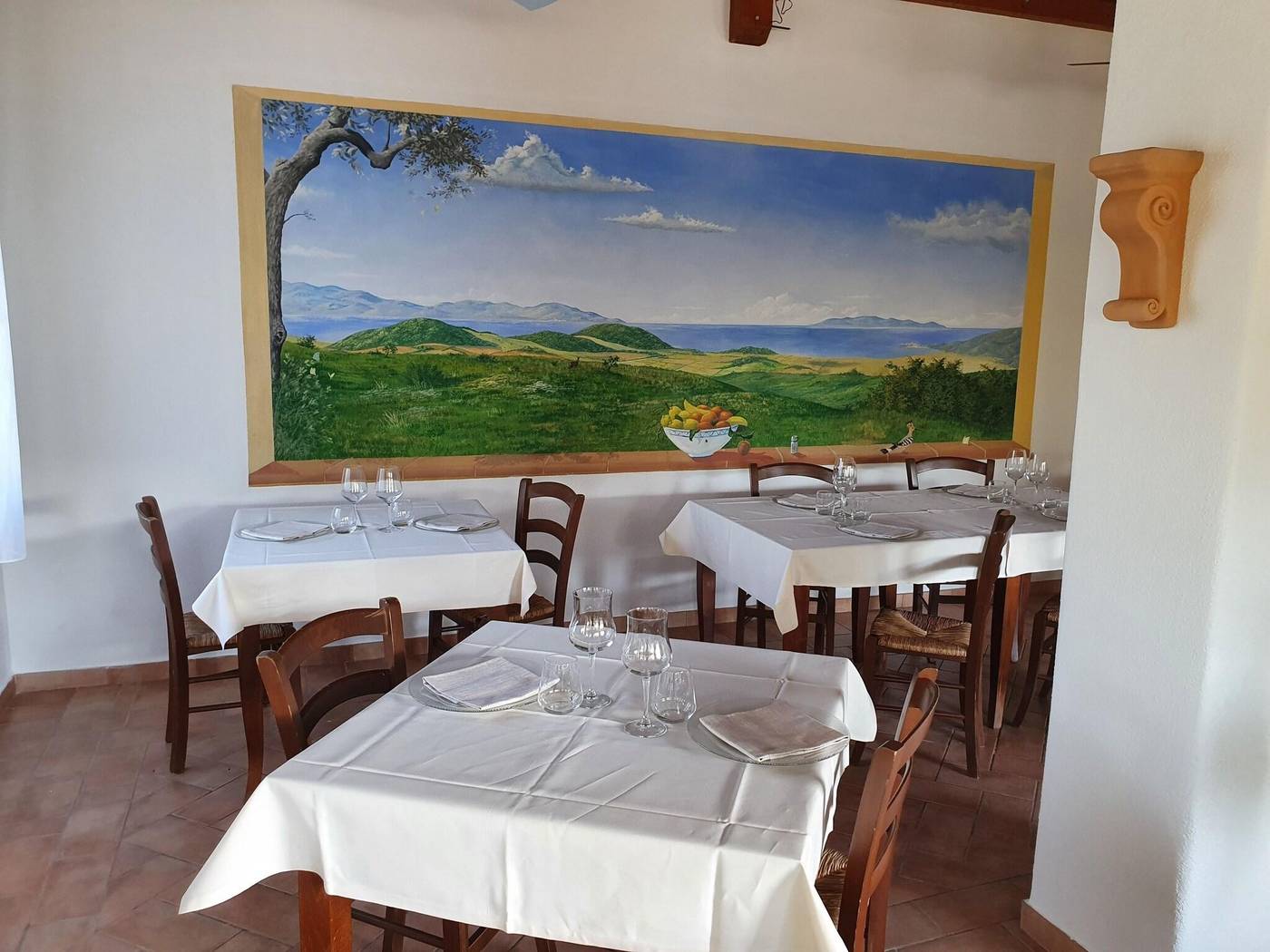 Hotel-Le-Querciolaie-dei-Ricci-Restaurant-11