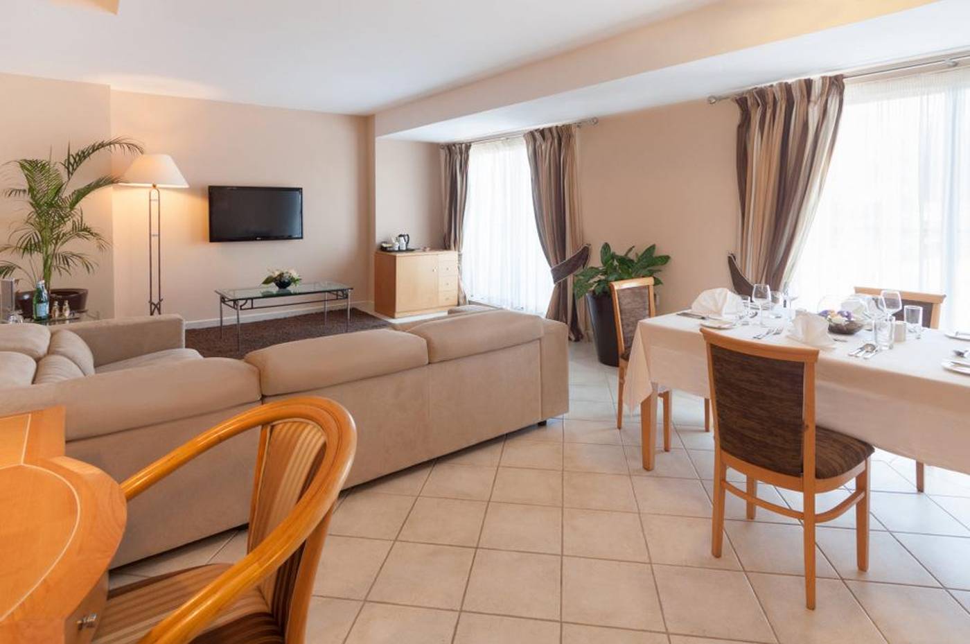 Verdi-St--George-s-Bay-Marina-Room-32