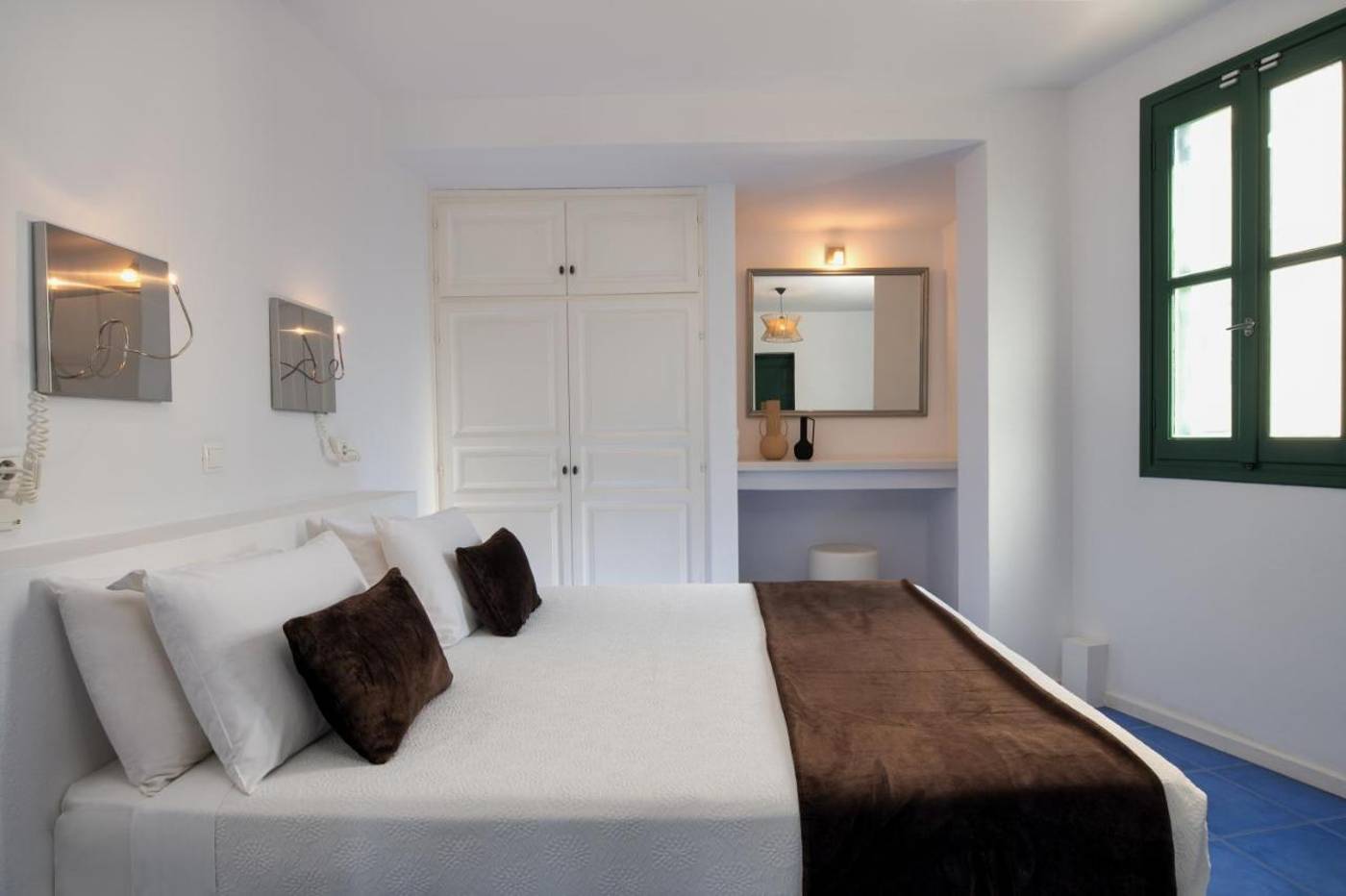 Epic-View-Suites-Room-9