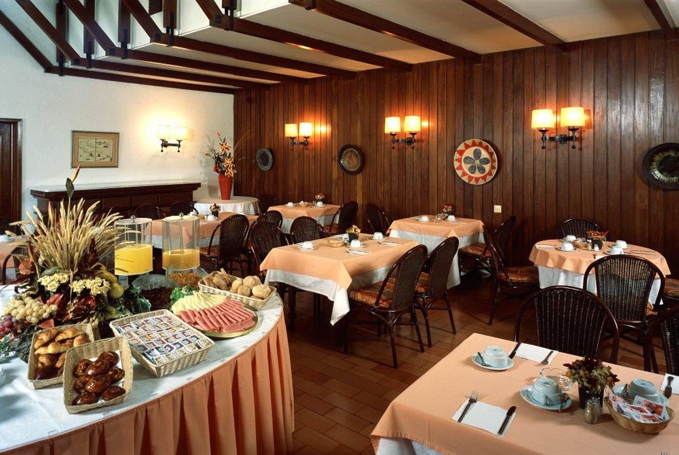 Vilamoura-Golf-Apartments-Restaurant-17