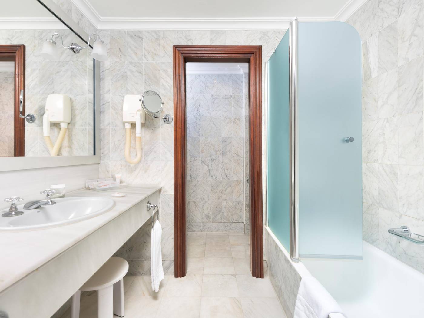 Fuerte-Marbella-Room-25