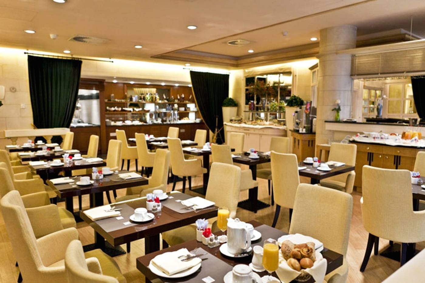 Le-Chatelain-Hotel-Restaurant-19