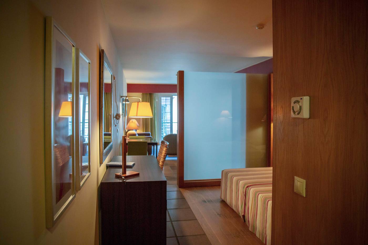 Apartamentos-Turisticos-Atlantida-Room-8