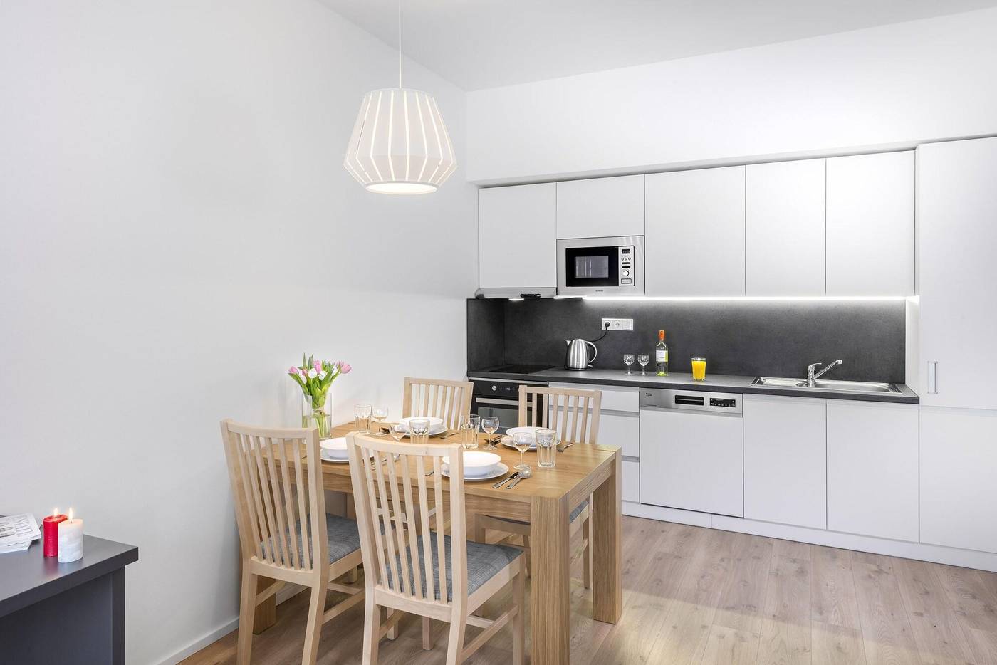 Downtown-Suites-Belohorska-Room-30