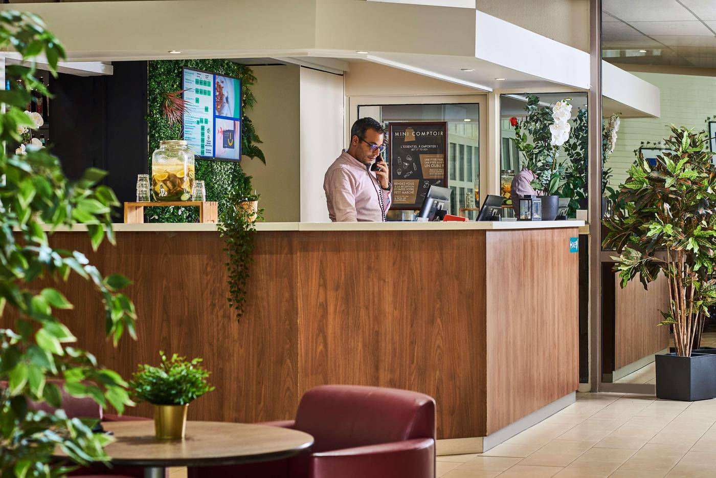 Campanile-Paris-Sud---Porte-d-Orleans---Arcueil-Lobby-5