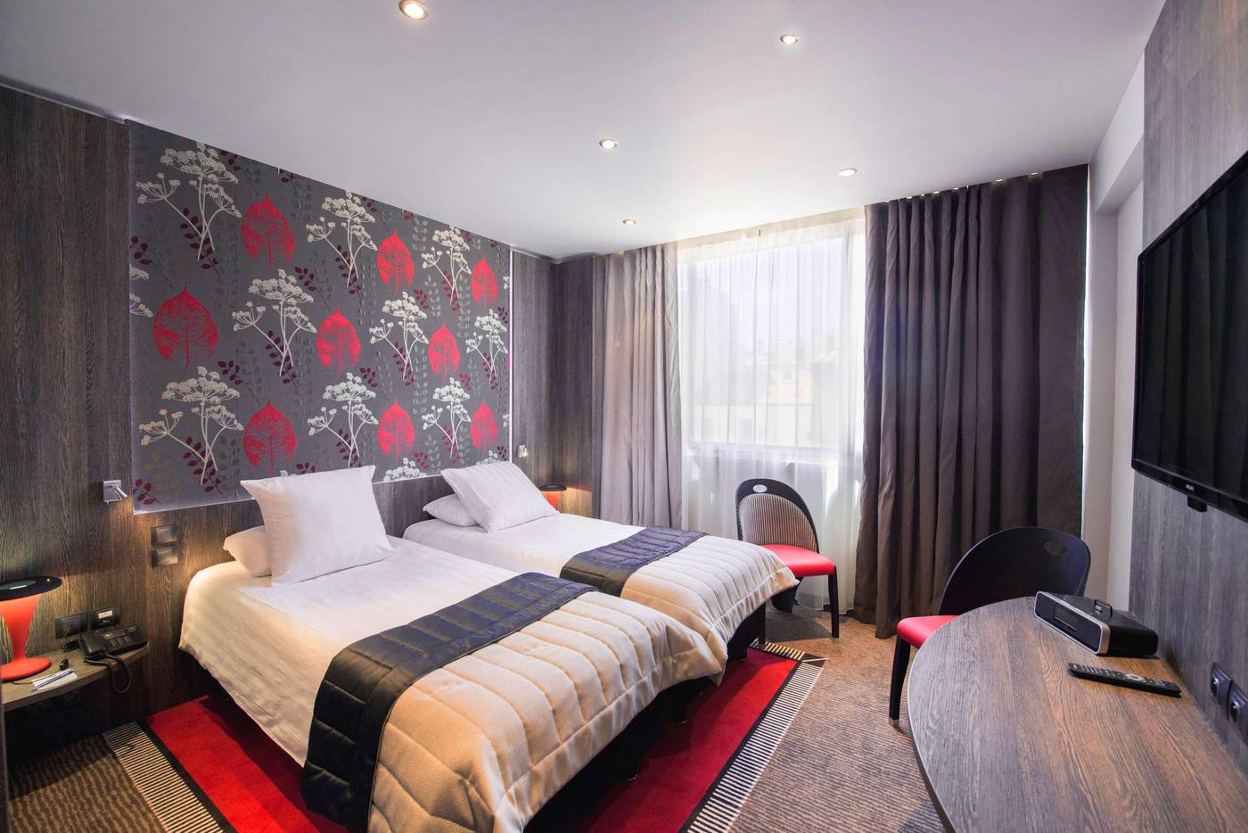 Best-Western-Premier-Patio-des-Artistes-Room-13