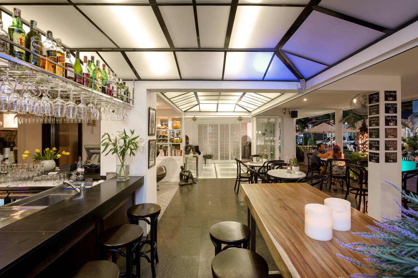 Bydlofts-Boutique-Hotel---Serviced-Apartments-Bar-30