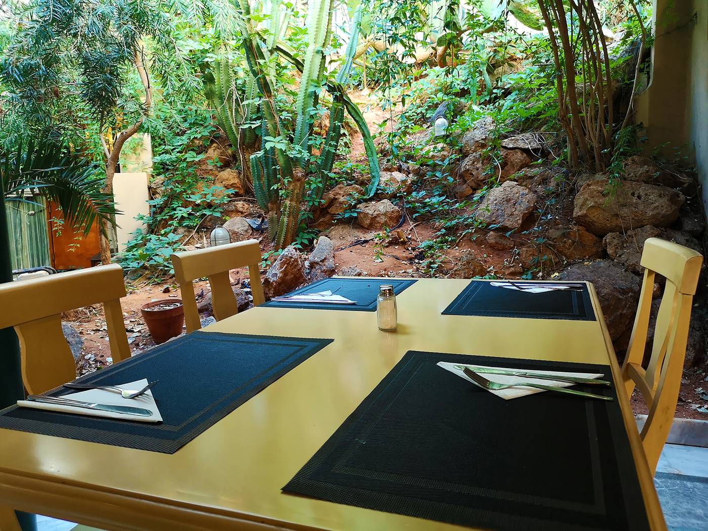 Santa-Marina-Restaurant-56