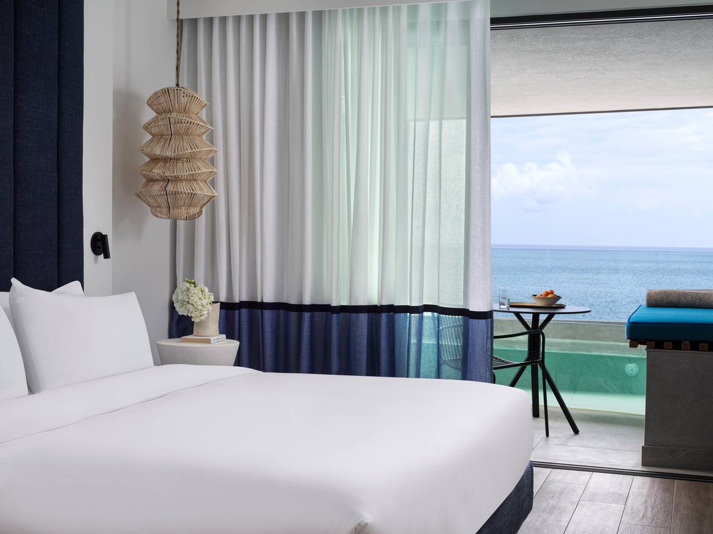 Avra-Collection-Hermes-Hotel-Room-22