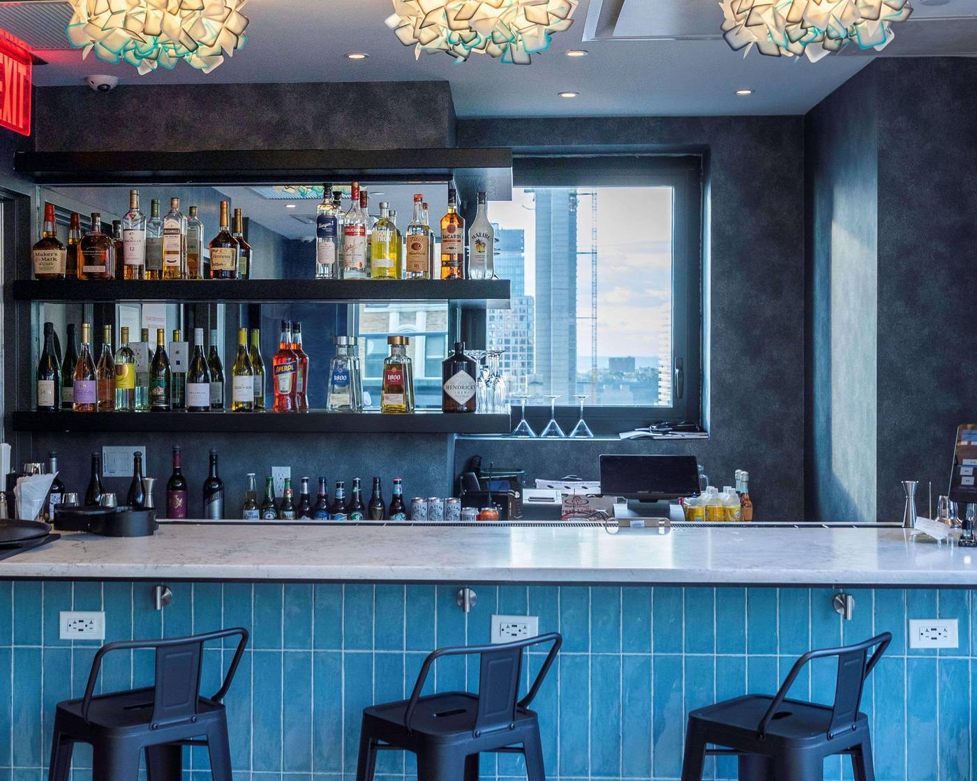 DoubleTree-by-Hilton-New-York-Times-Square-South-Bar-7