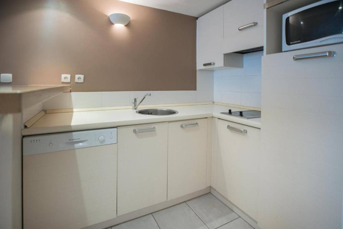 Residence-ExcelSuites-Room-35