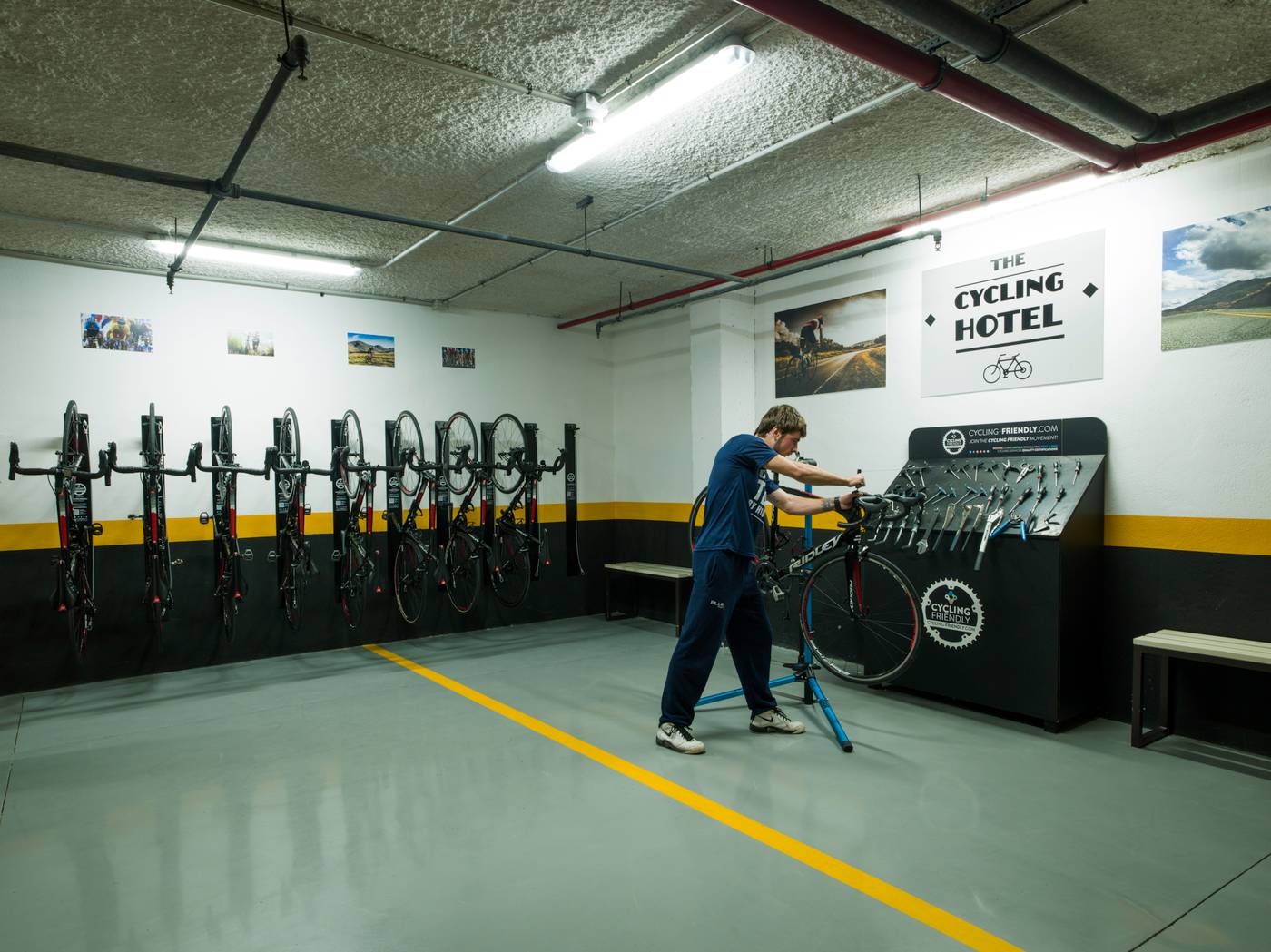 H10-Estepona-Palace-Sports-and-Entertainment-60