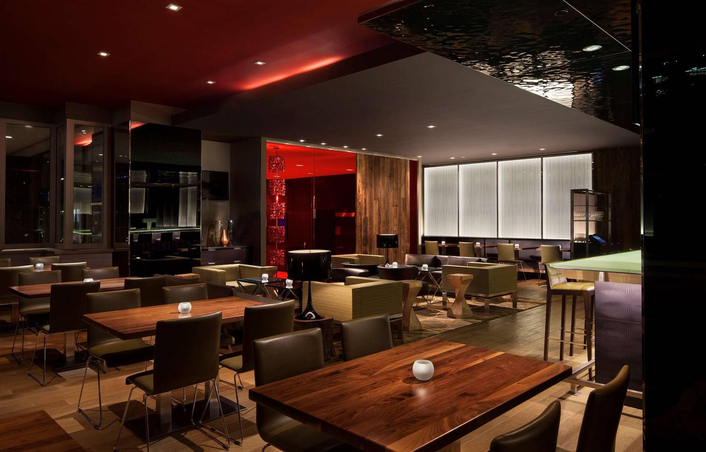 Hyatt-Regency-Vancouver-Bar-19