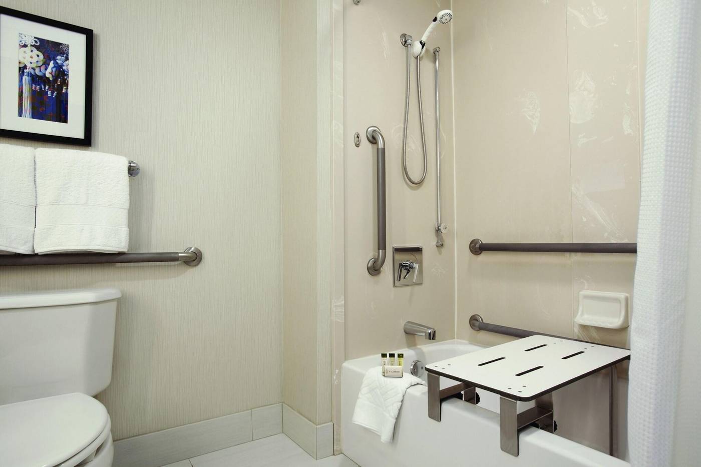 Doubletree-by-Hilton-Boston-Downtown-Room-27