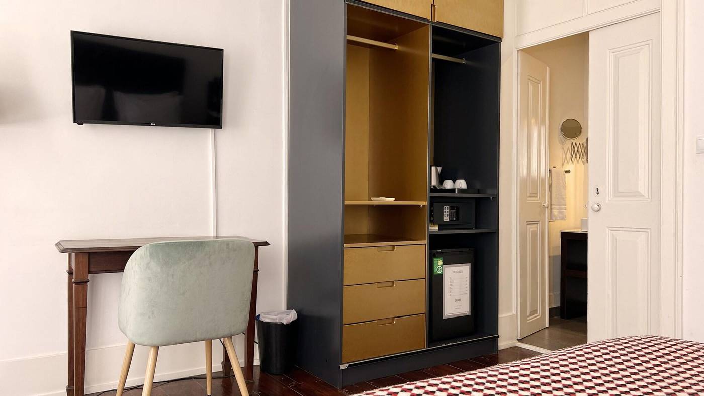 Casa-Do-Jasmim-By-Shiadu-Room-21