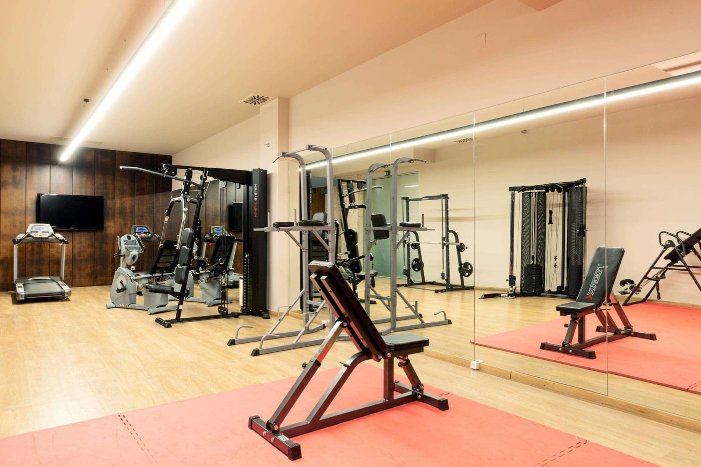 Mediterranean-Village-Sports-and-Entertainment-65