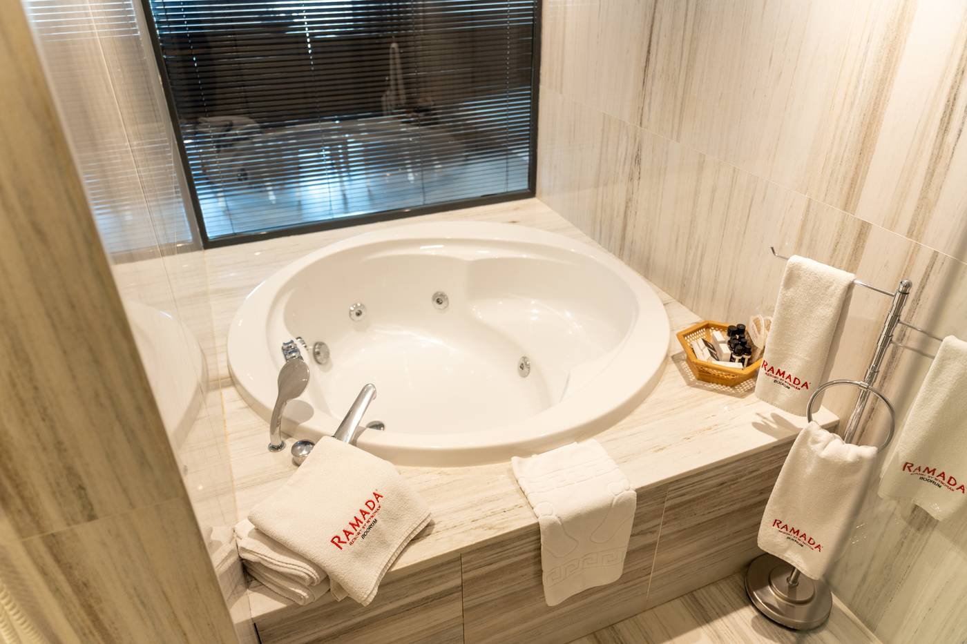 Ramada-Resort-Bodrum-Room-44