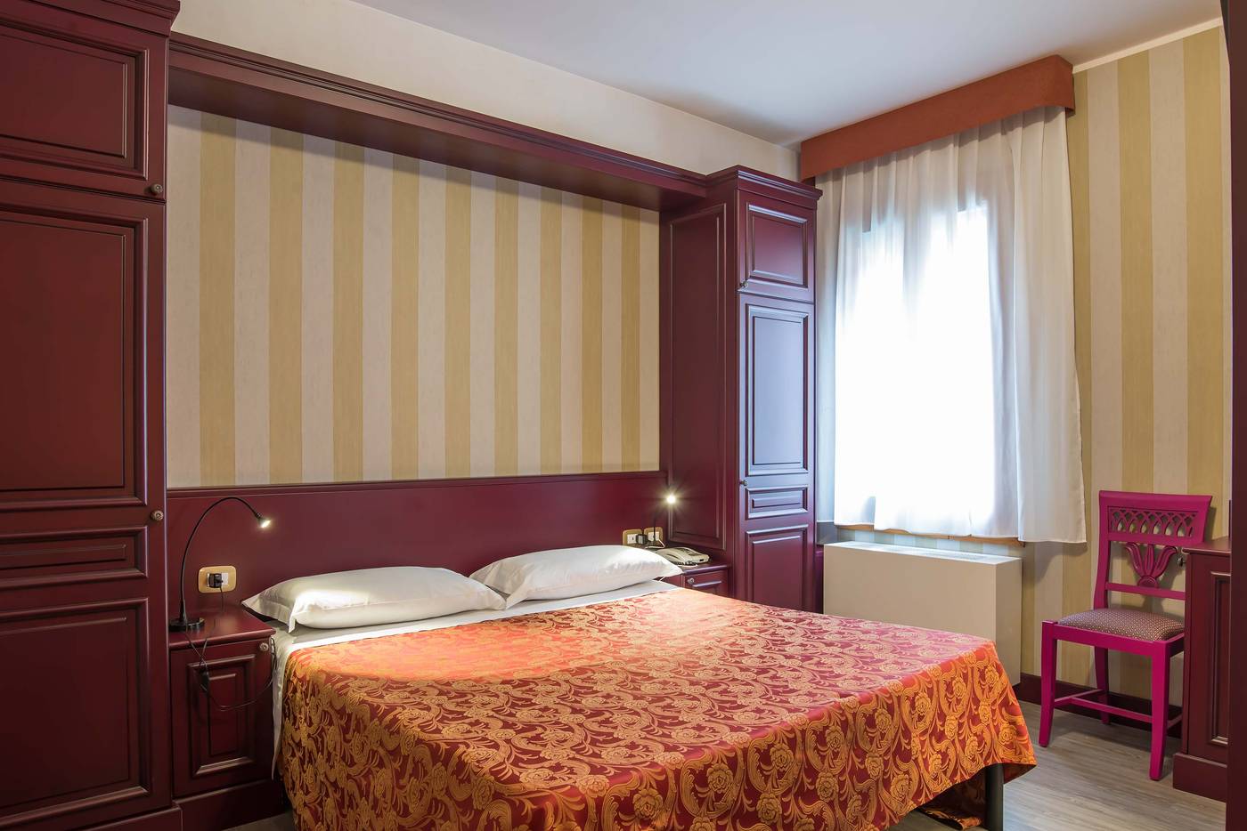 La-Fenice-et-des-Artistes-Room-45