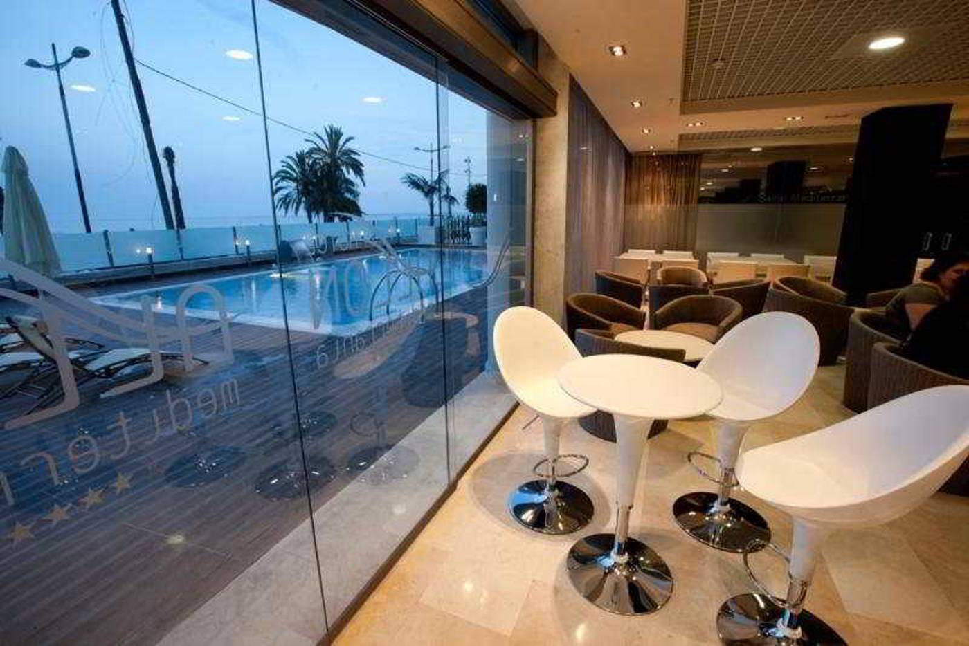 Allon-Mediterrania-Bar-10