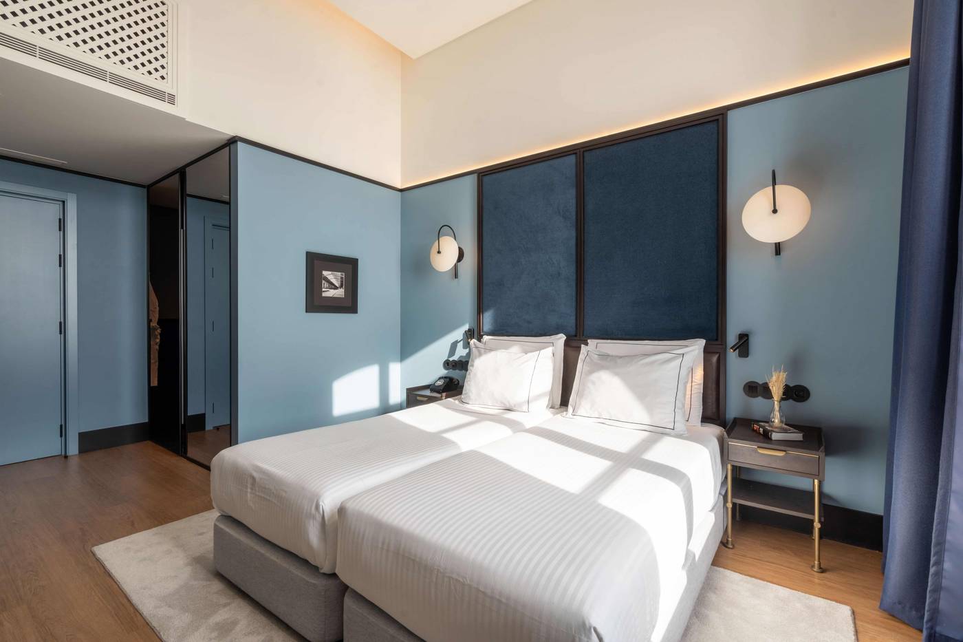 The-Editory-Riverside-Santa-Apolonia-Hotel-Room-21