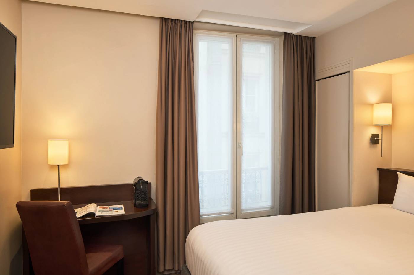 Timhotel-Odessa-Montparnasse-Room-10