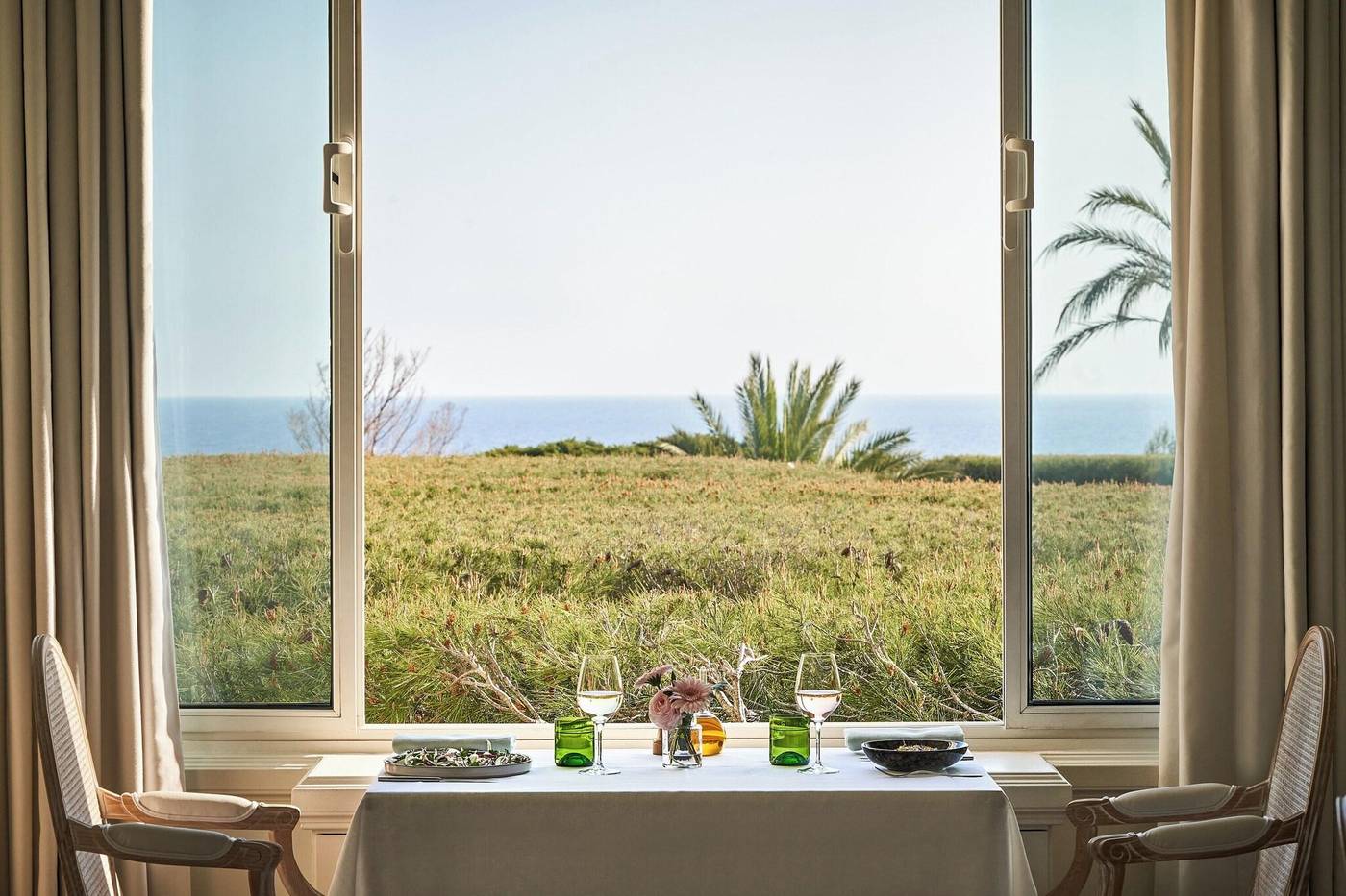 Grand-Hotel-du-Cap-Ferrat--A-Four-Seasons-Hotel-Restaurant-88