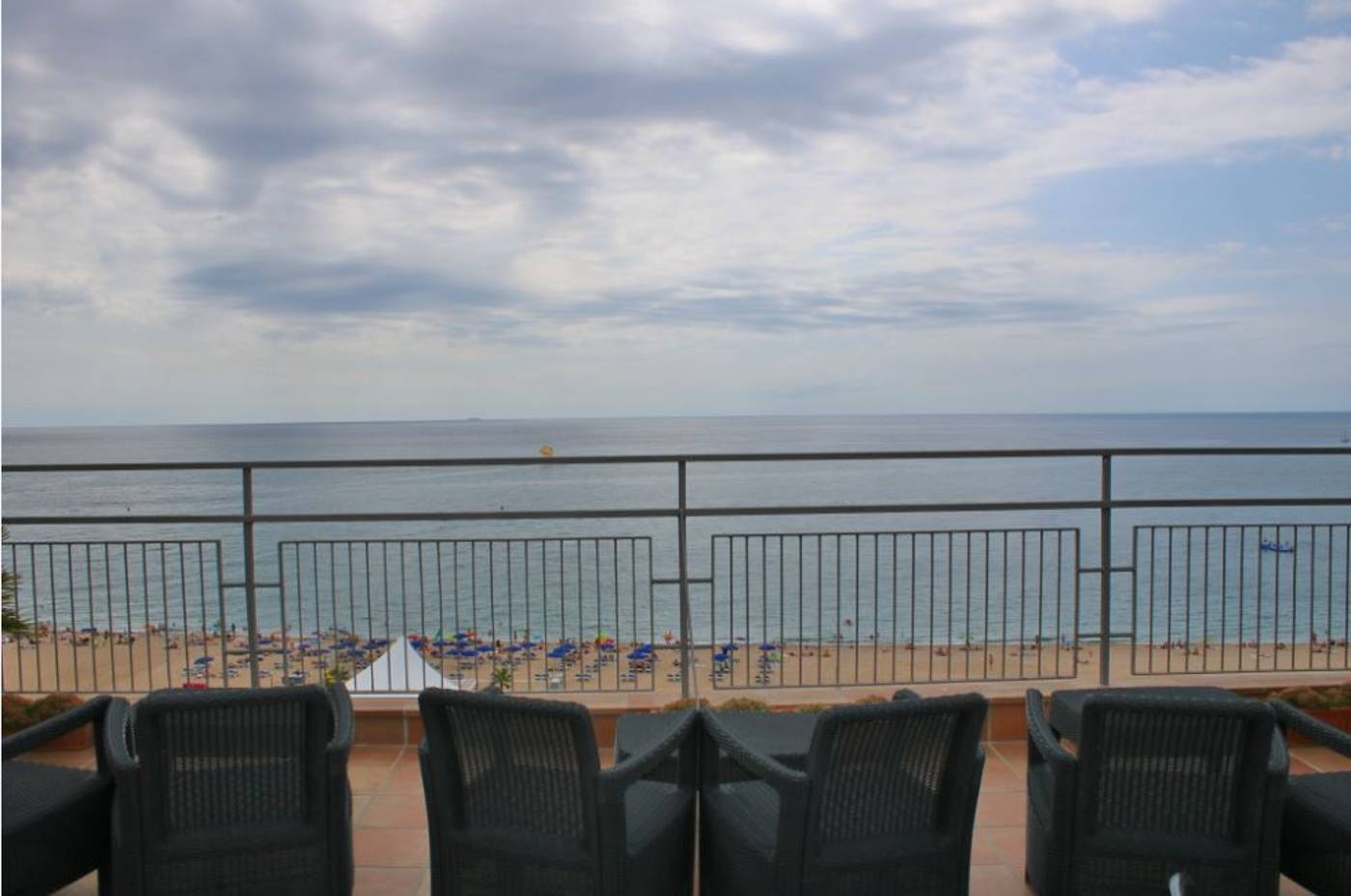 30-Degrees-Hotel-Espanya-Pool-63