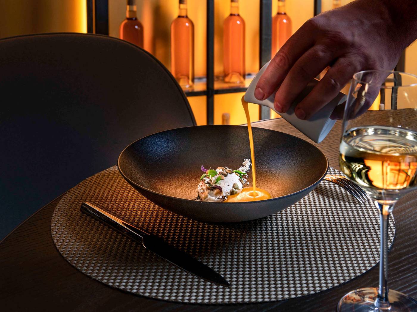 Le-Louis-Versailles-Chateau-Restaurant-52