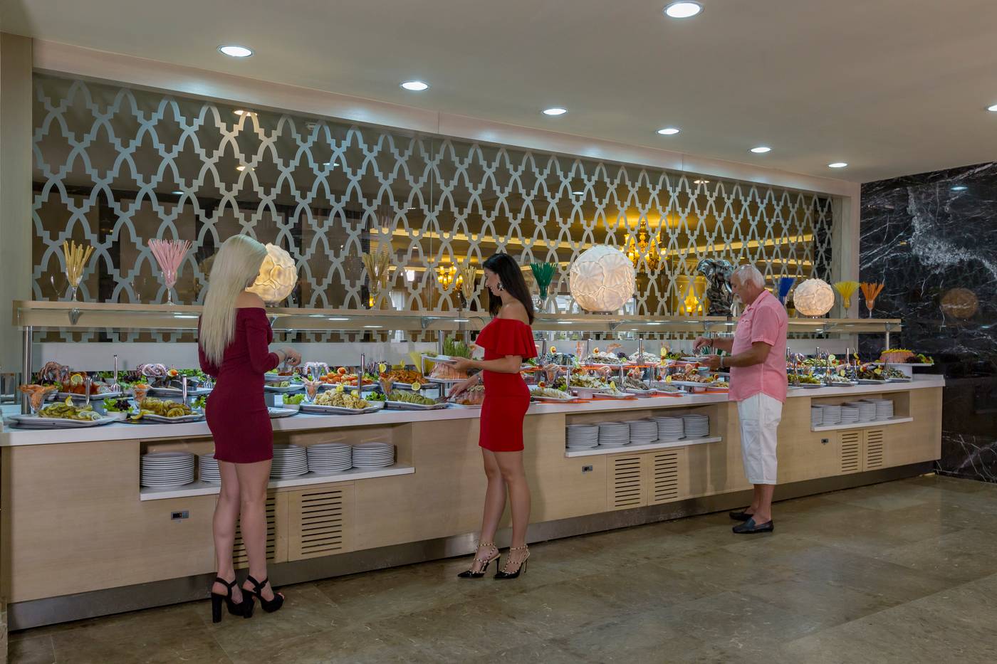 Royal-Alhambra-Palace-Restaurant-40