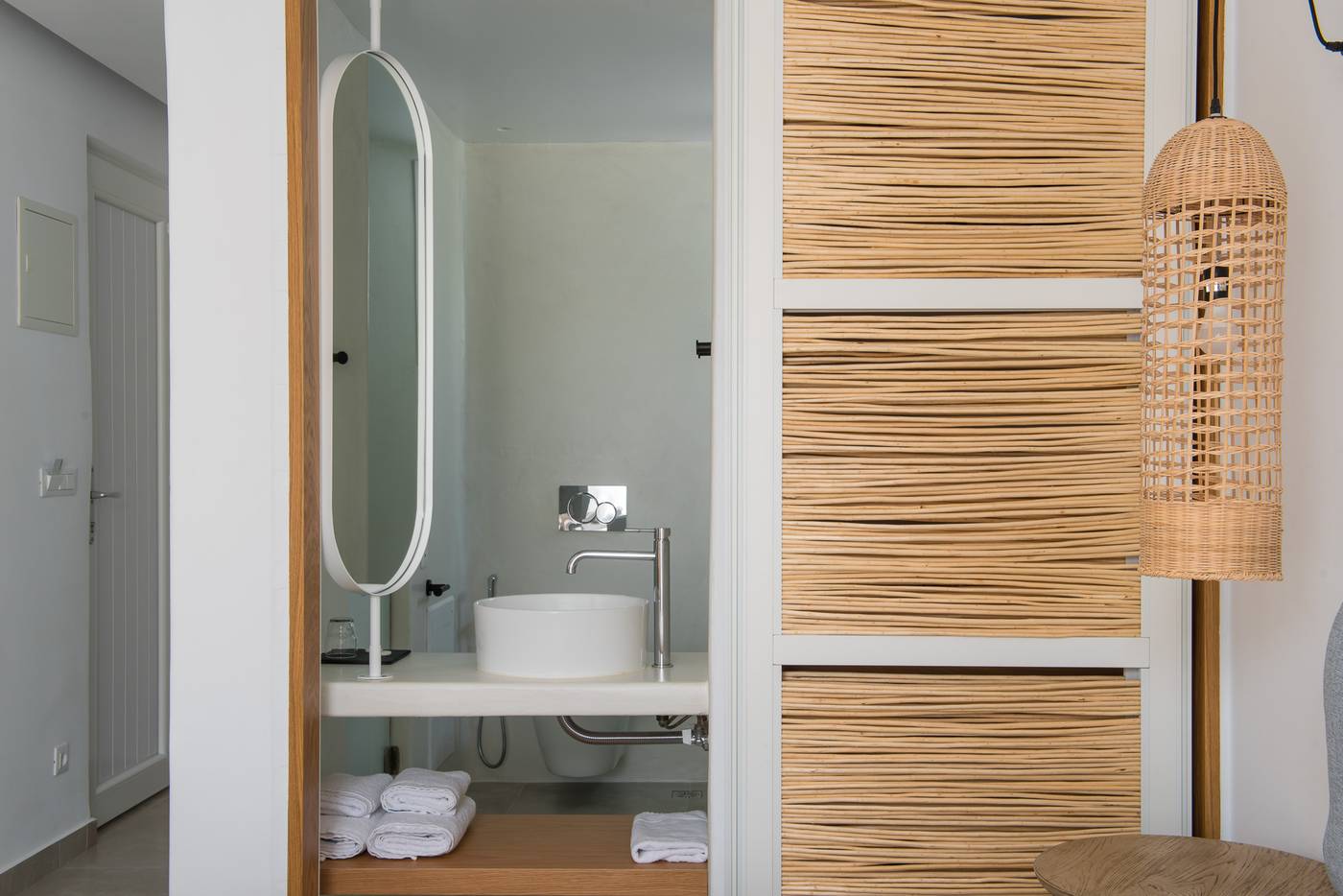 Vienoula-s-Garden-Room-36