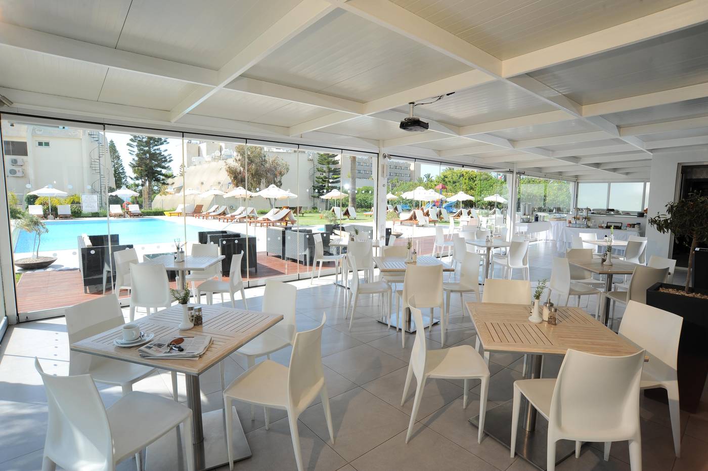 Frixos-Suites-Hotel-Apts-Restaurant-6