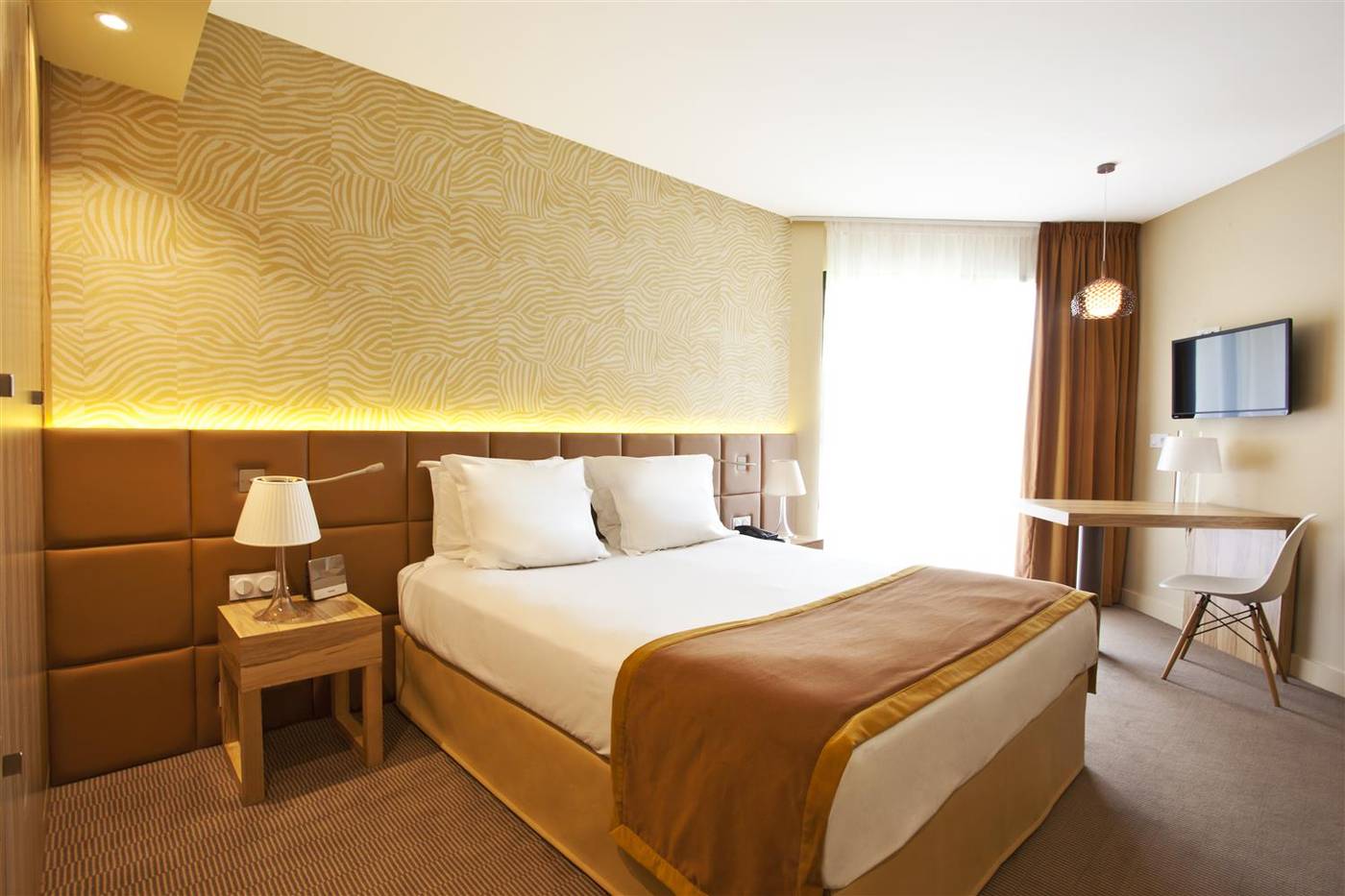 Golden Tulip Avignon Le Paradou-France-MONTFAVET-Room-7