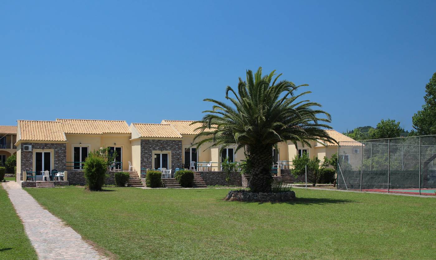 Koulouris-Beach-General-view-2