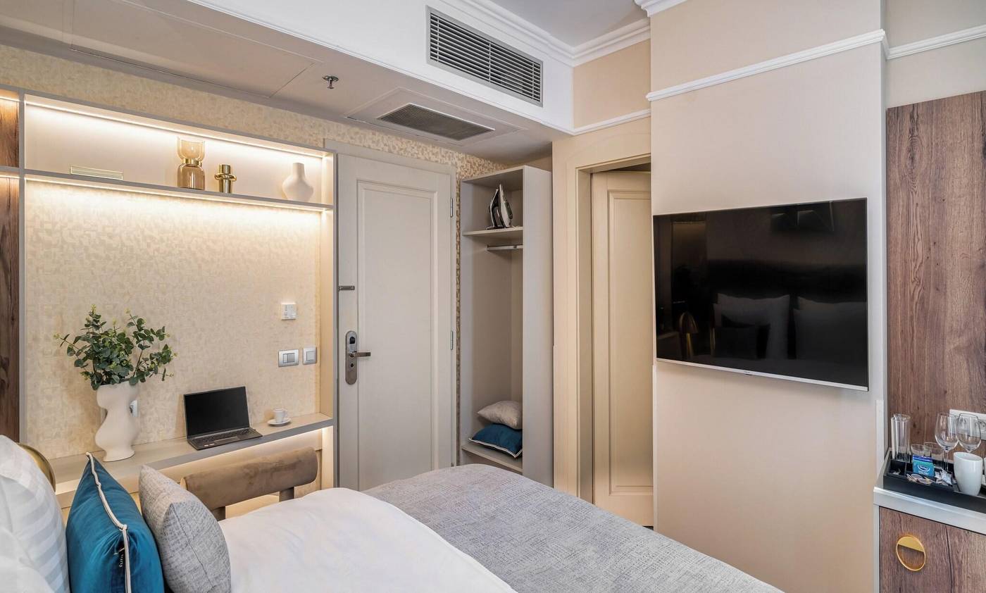 Hotel-Maestro-Room-23