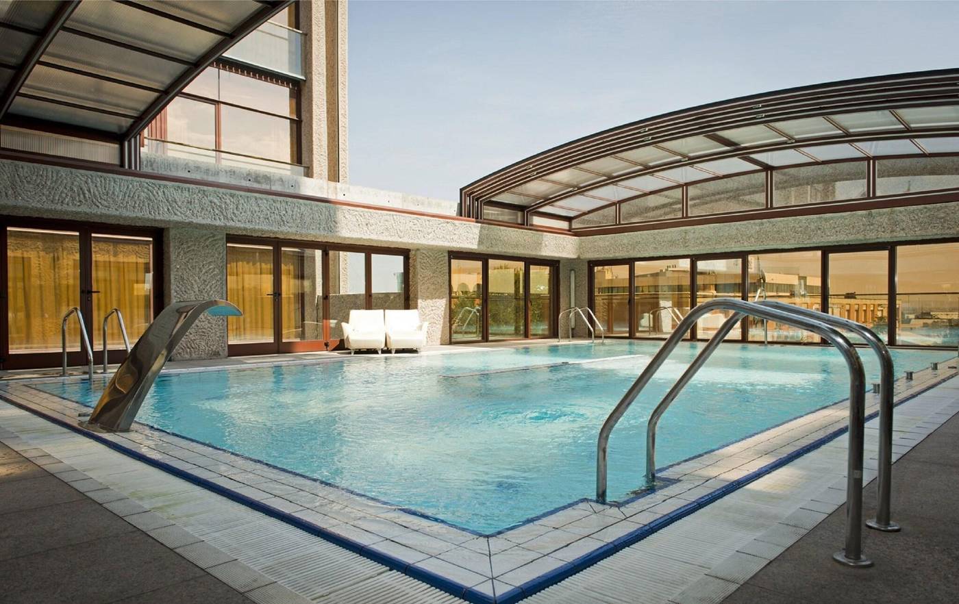Hilton-Madrid-Airport-Pool-72