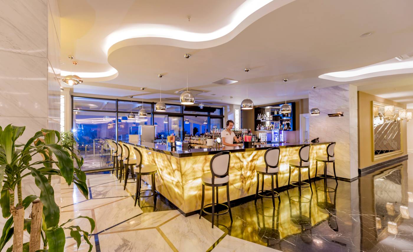 Sirius-Deluxe-Hotel-Bar-22