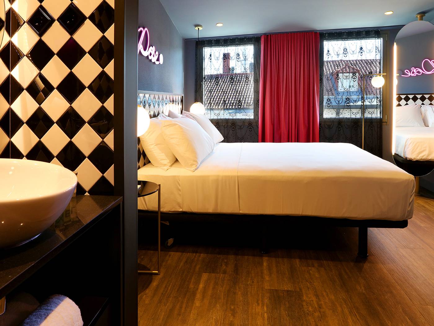 Axel-Hotel-Madrid---Adults-Only-Room-29